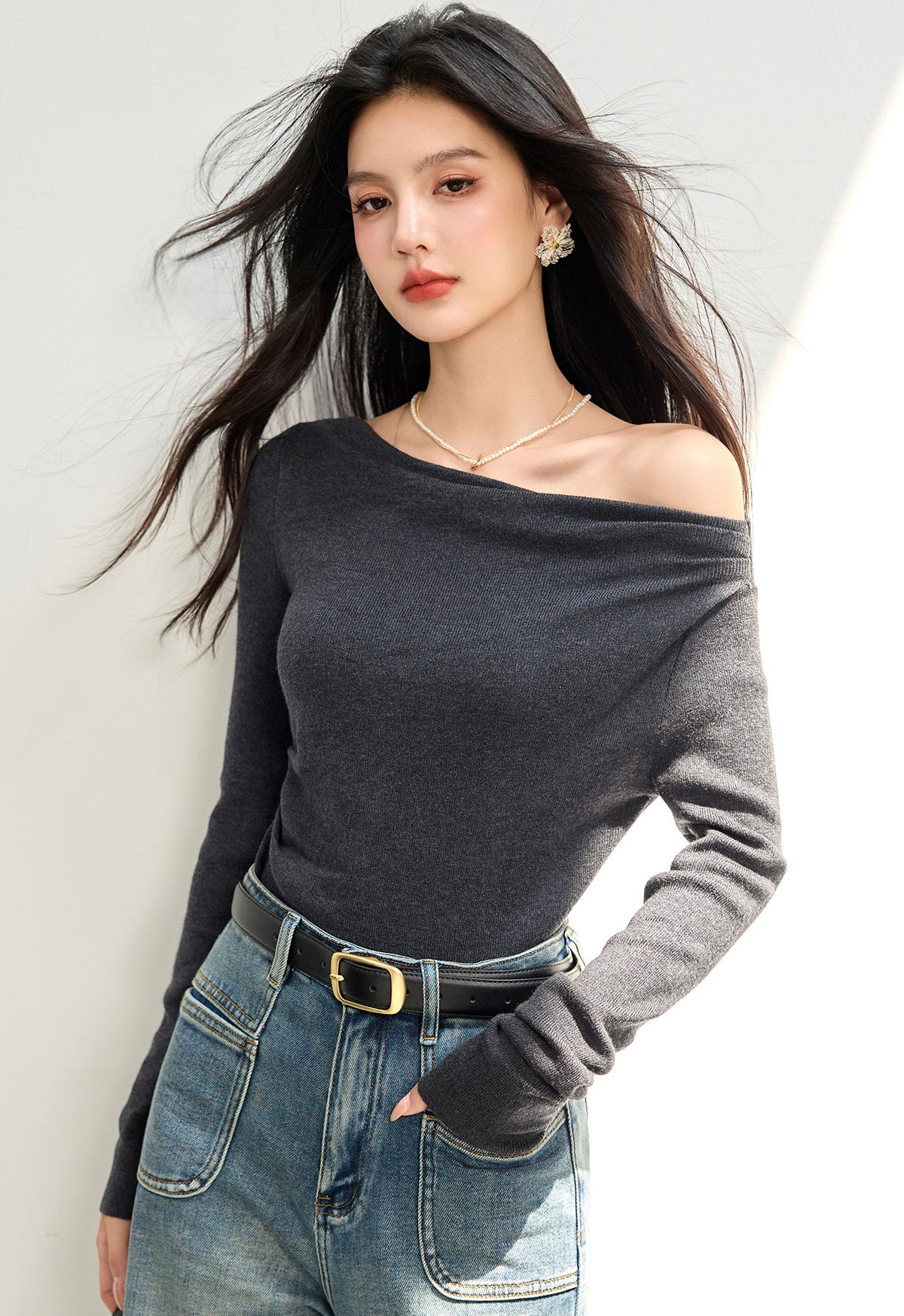 Women's One-Shoulder Long Sleeve Top